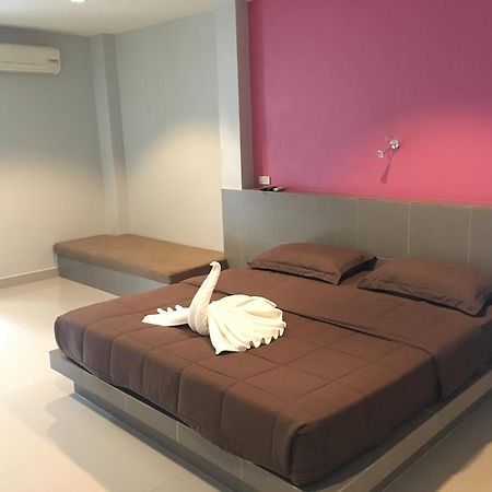 P.F Mansion Hotel Чавенг Бийч Екстериор снимка